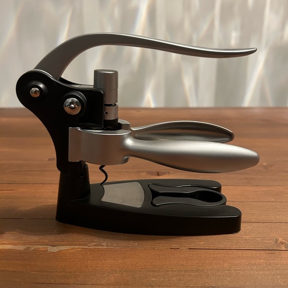 Wine Bottle Opener with Stand and Foil Cutter - Picture 4 of 11